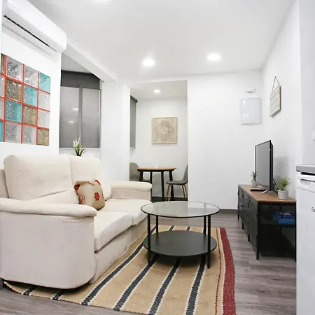 Apartment Apartamento En Calle Mendoza - Zona Huelin & 300 Mts De La Playa